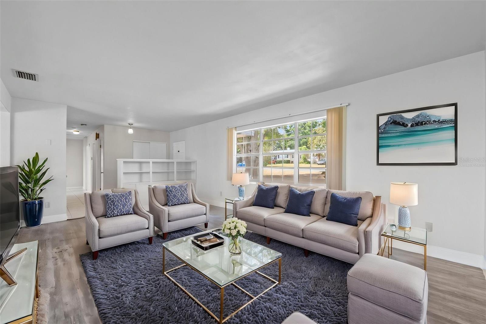 Listing photo id 8 for 1010 Biltmore Drive Nw