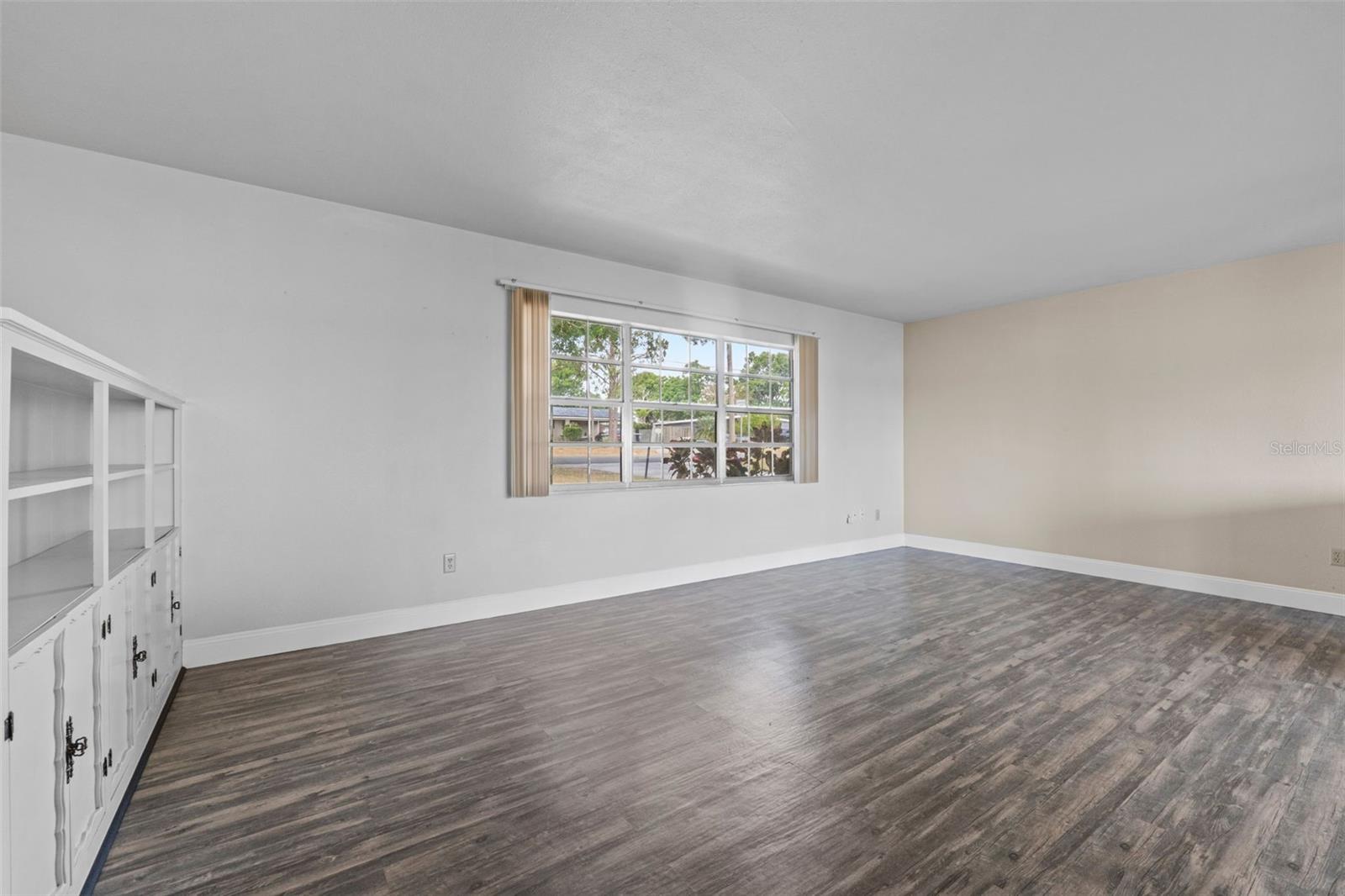 Listing photo id 9 for 1010 Biltmore Drive Nw