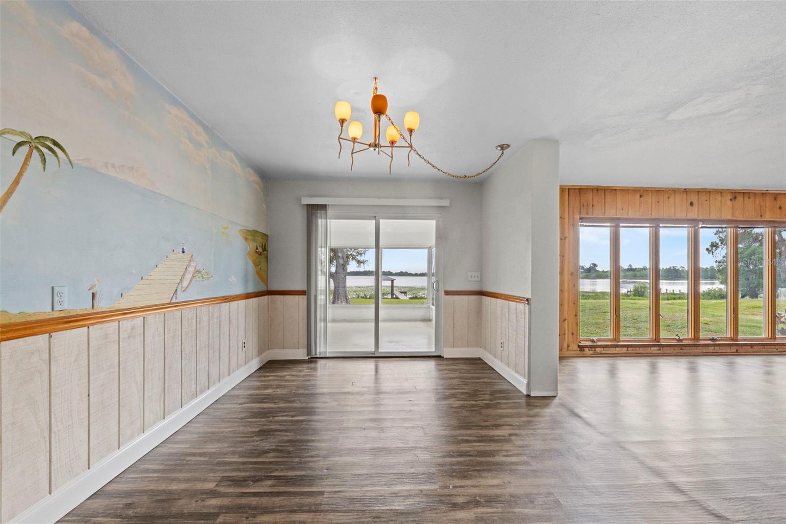 Listing photo id 11 for 1010 Biltmore Drive Nw