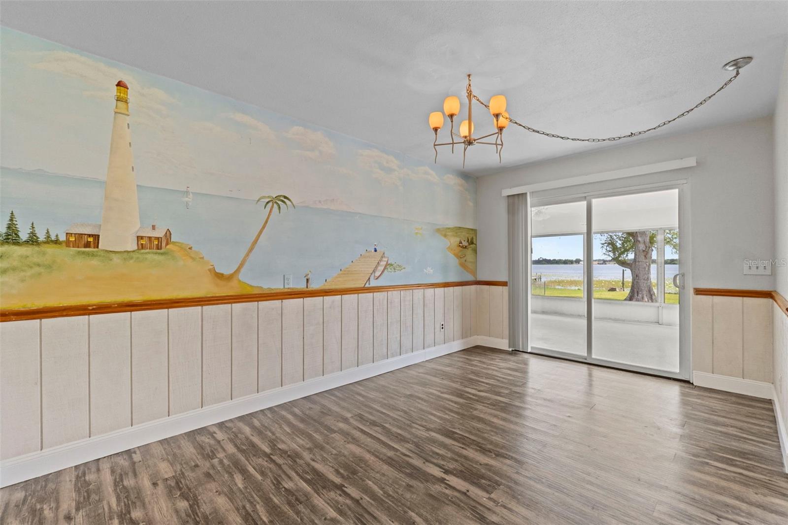 Listing photo id 14 for 1010 Biltmore Drive Nw