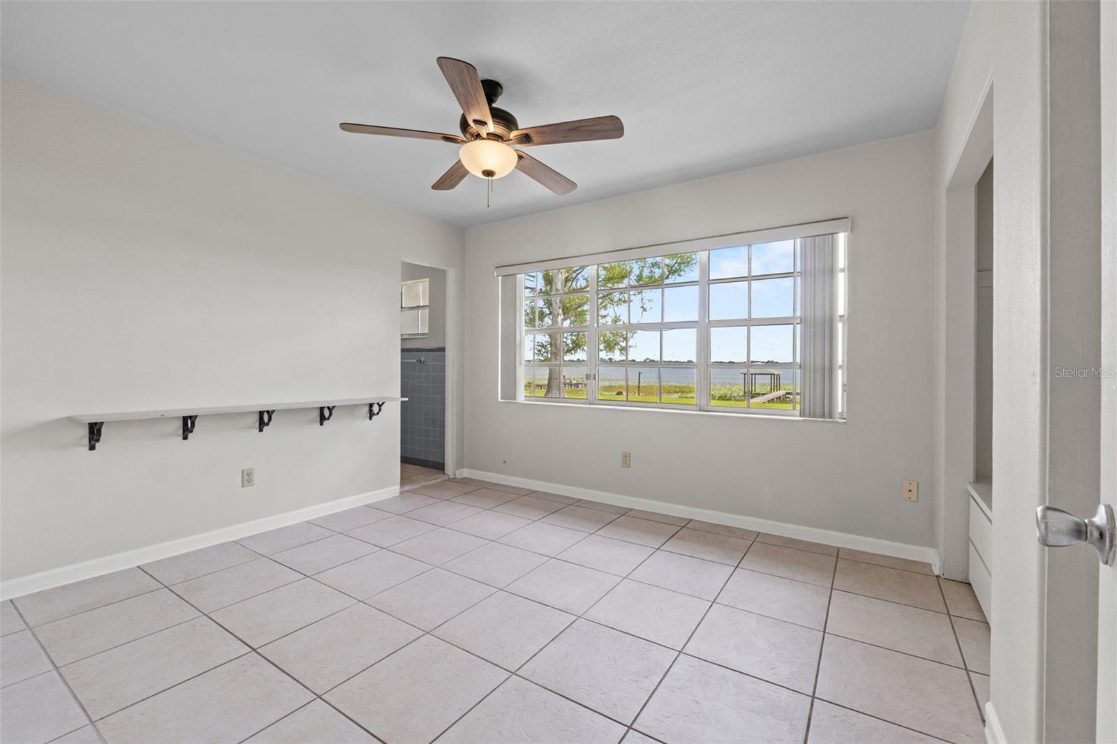 Listing photo id 19 for 1010 Biltmore Drive Nw