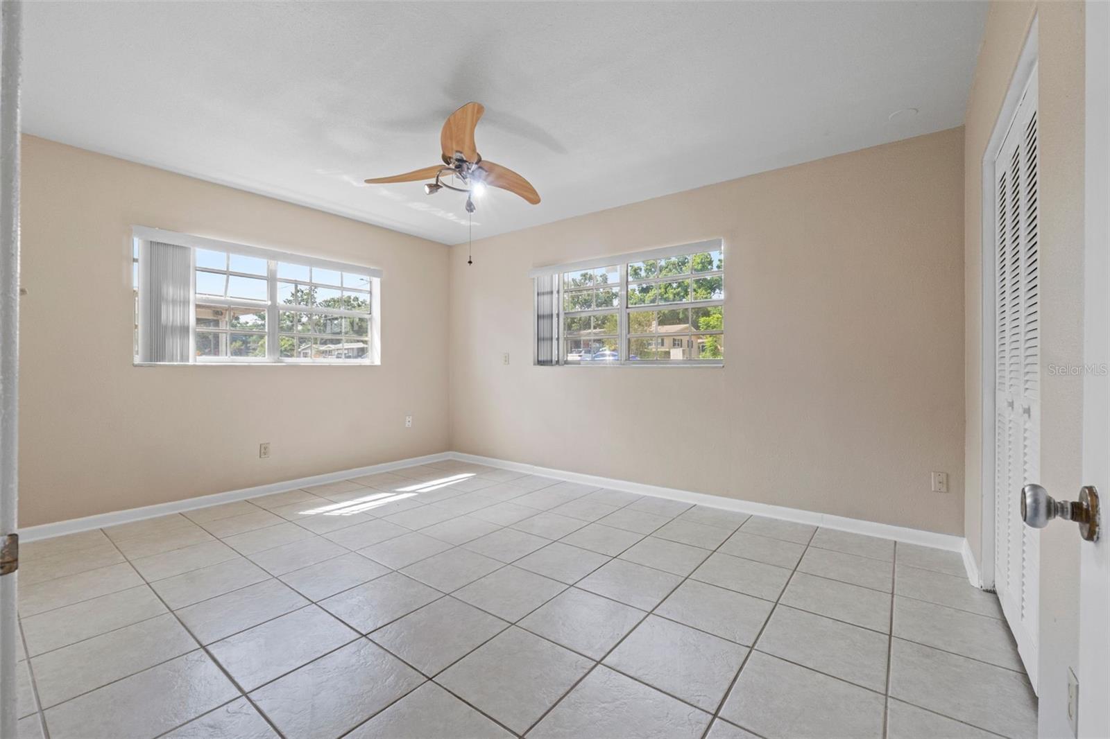 Listing photo id 26 for 1010 Biltmore Drive Nw