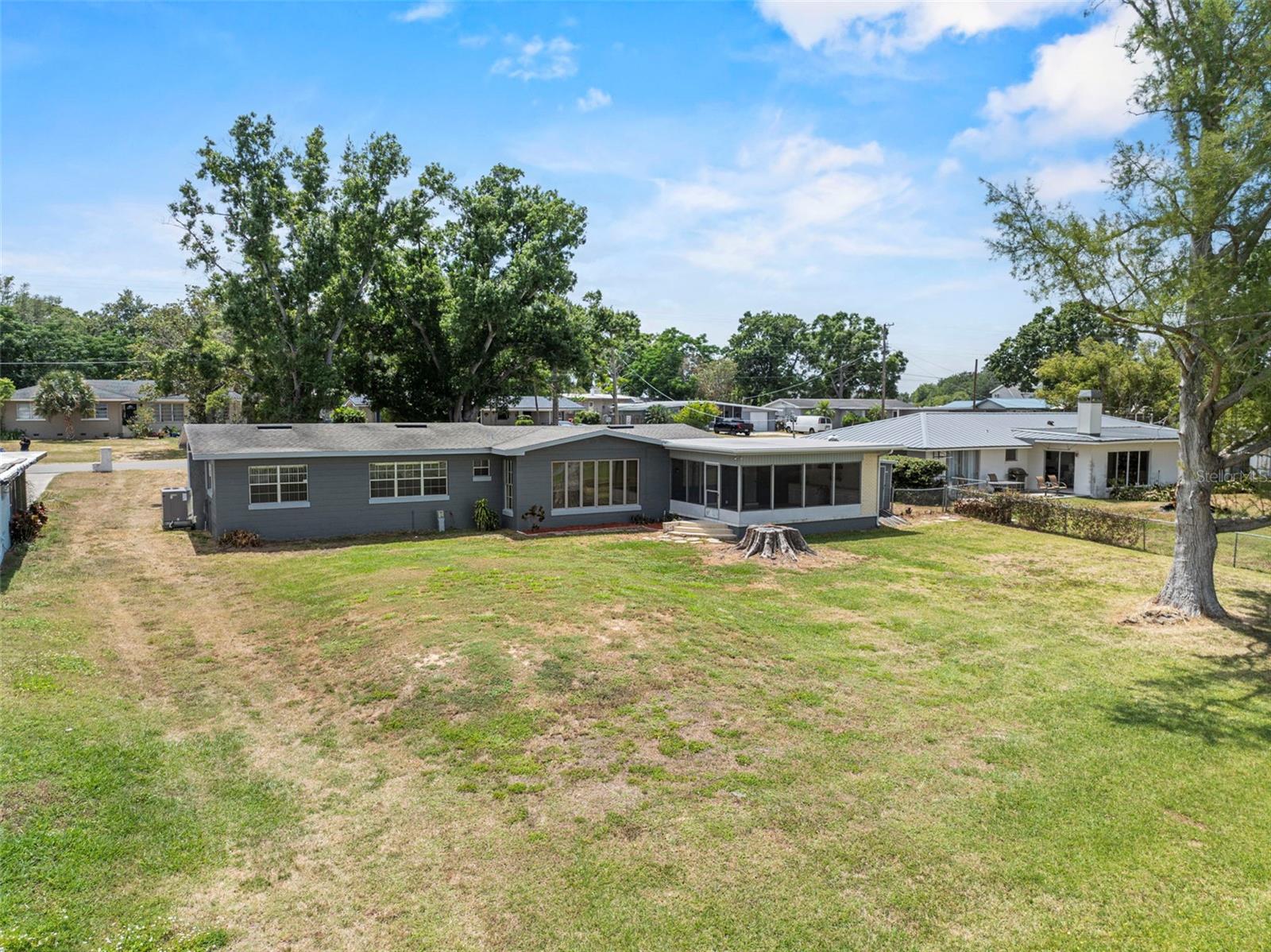 Listing photo id 48 for 1010 Biltmore Drive Nw
