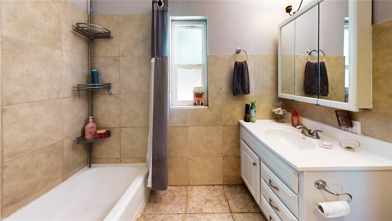 Image 41 of 76 For 1515 Lake Cannon Drive Nw