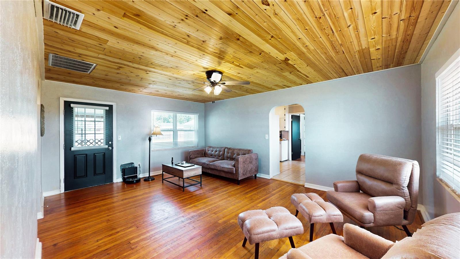 Image 6 of 76 For 1515 Lake Cannon Drive Nw