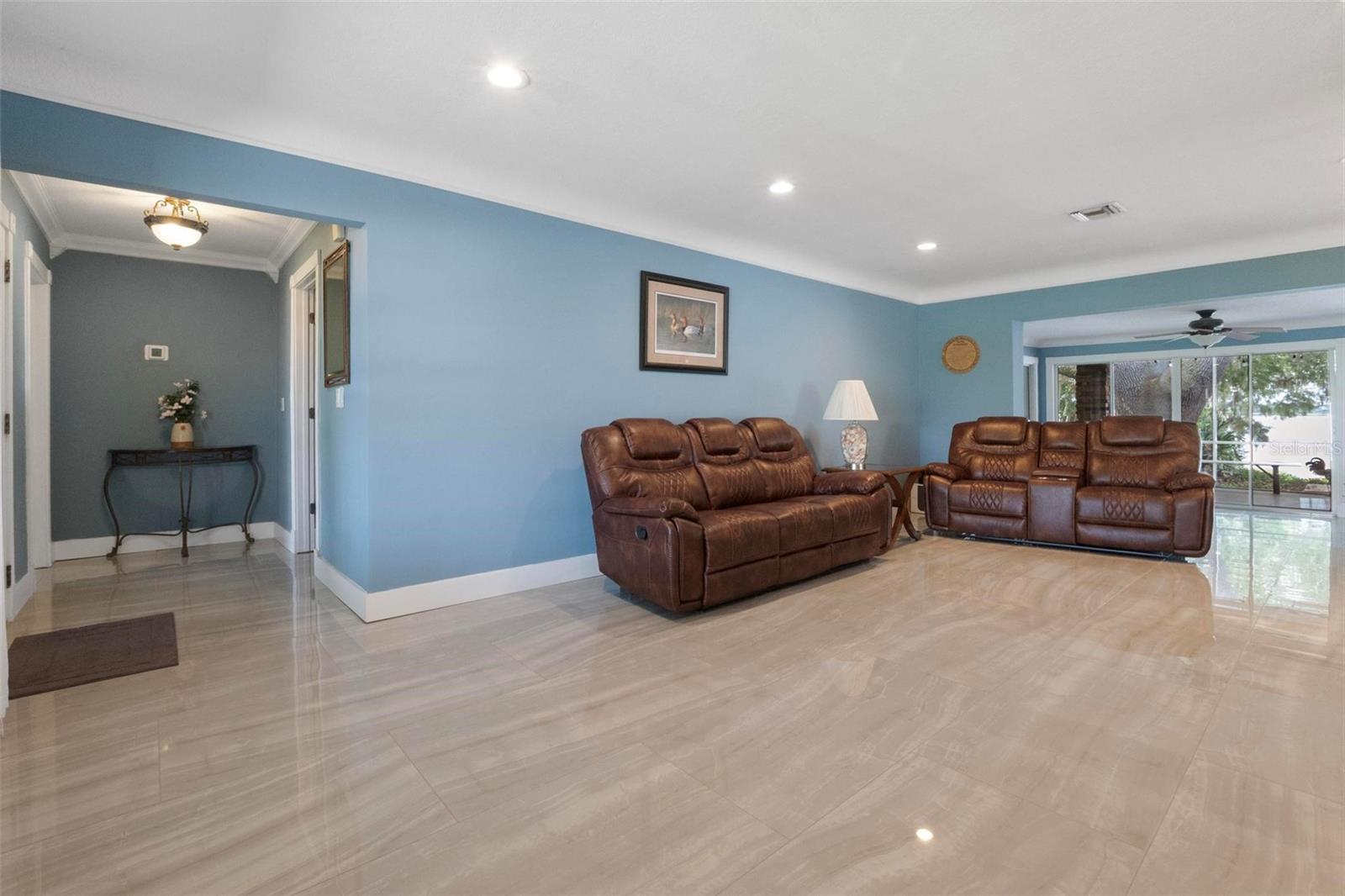 Image 10 of 65 For 250 Brigham Road Nw