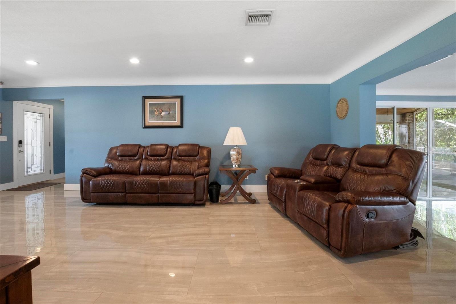 Image 9 of 65 For 250 Brigham Road Nw