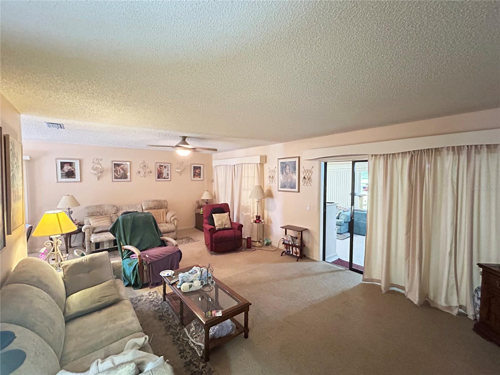 Image 5 of 26 For 426 Gleneagles Court