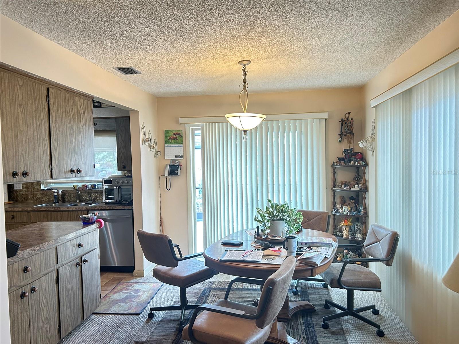 Image 7 of 26 For 426 Gleneagles Court