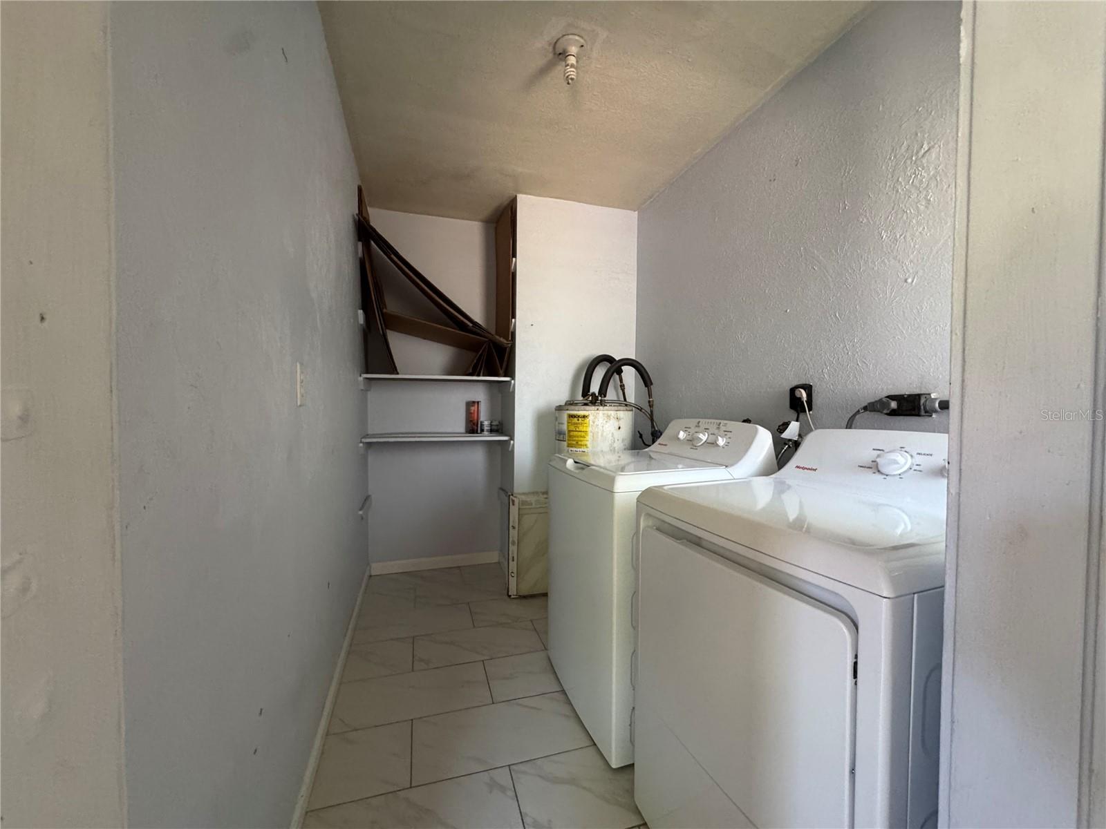 Image 11 of 12 For 342 Jewell Street