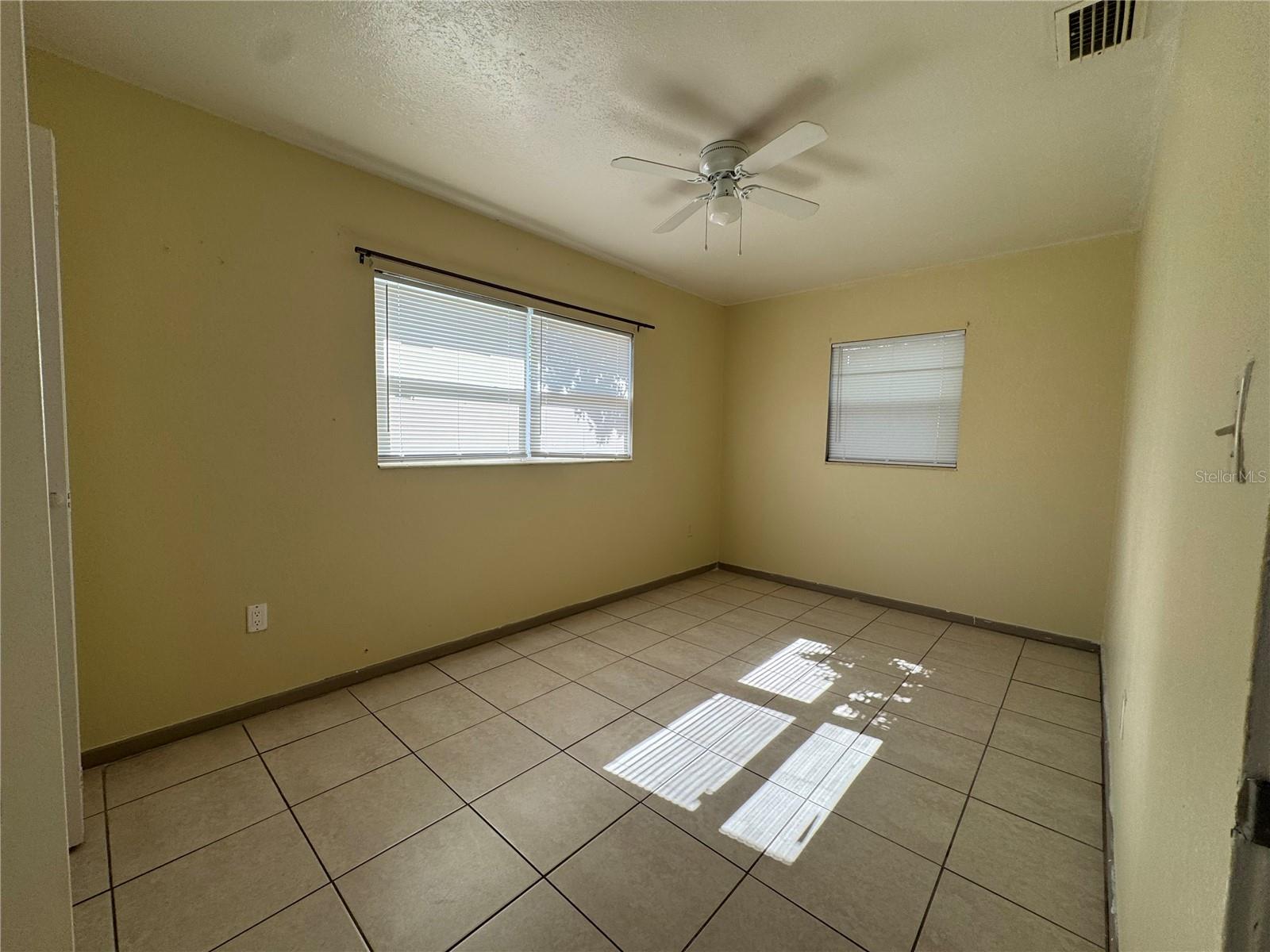 Image 4 of 12 For 342 Jewell Street