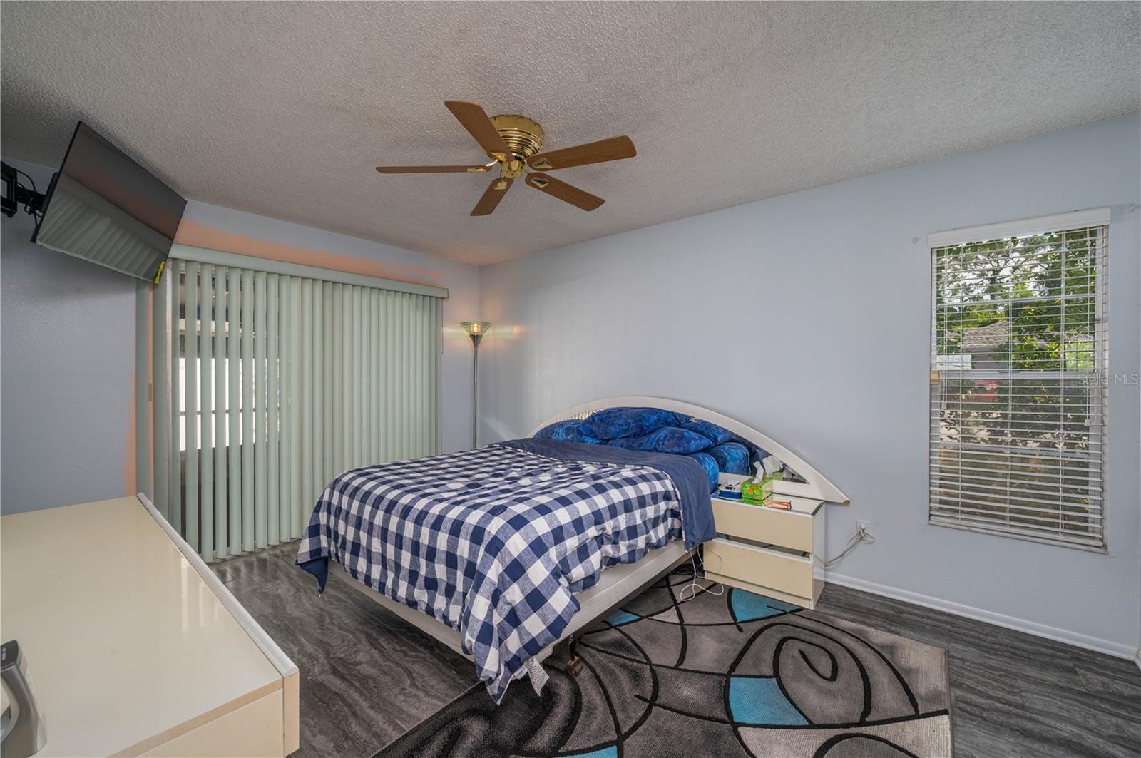 Image 13 of 27 For 1055 Sunshine Way Sw