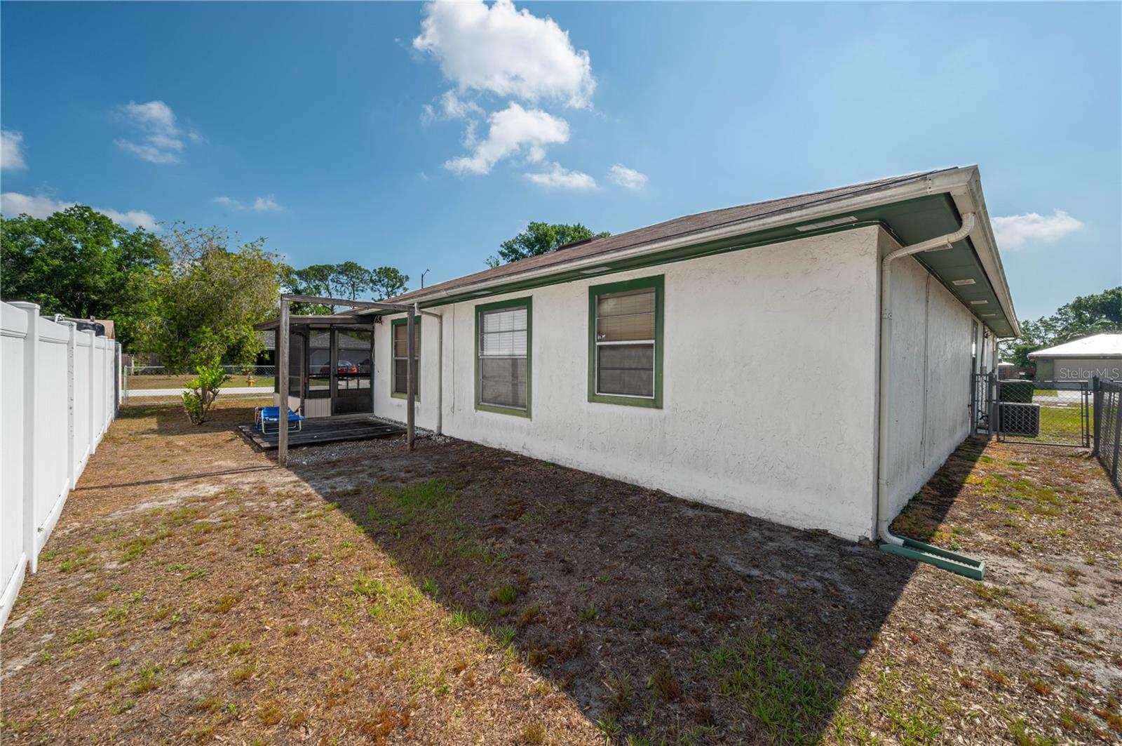 Image 26 of 27 For 1055 Sunshine Way Sw