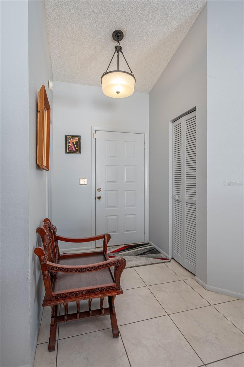 Image 5 of 27 For 1055 Sunshine Way Sw