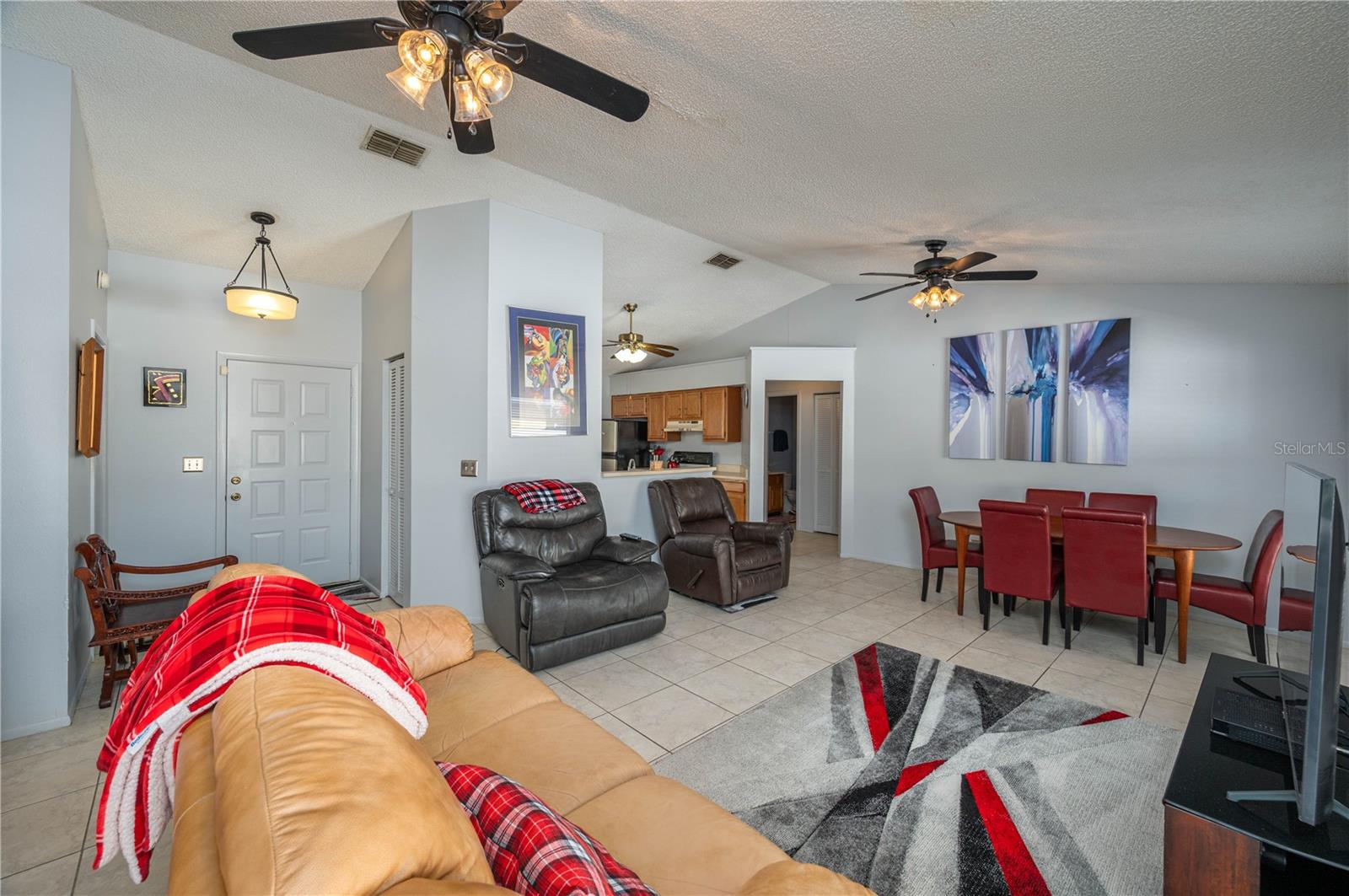 Image 7 of 27 For 1055 Sunshine Way Sw