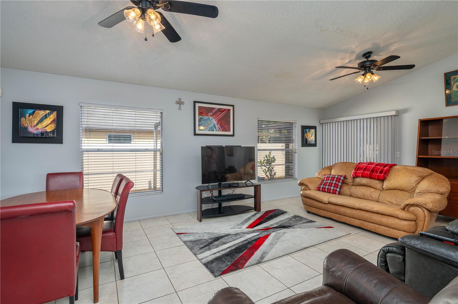 Image 9 of 27 For 1055 Sunshine Way Sw