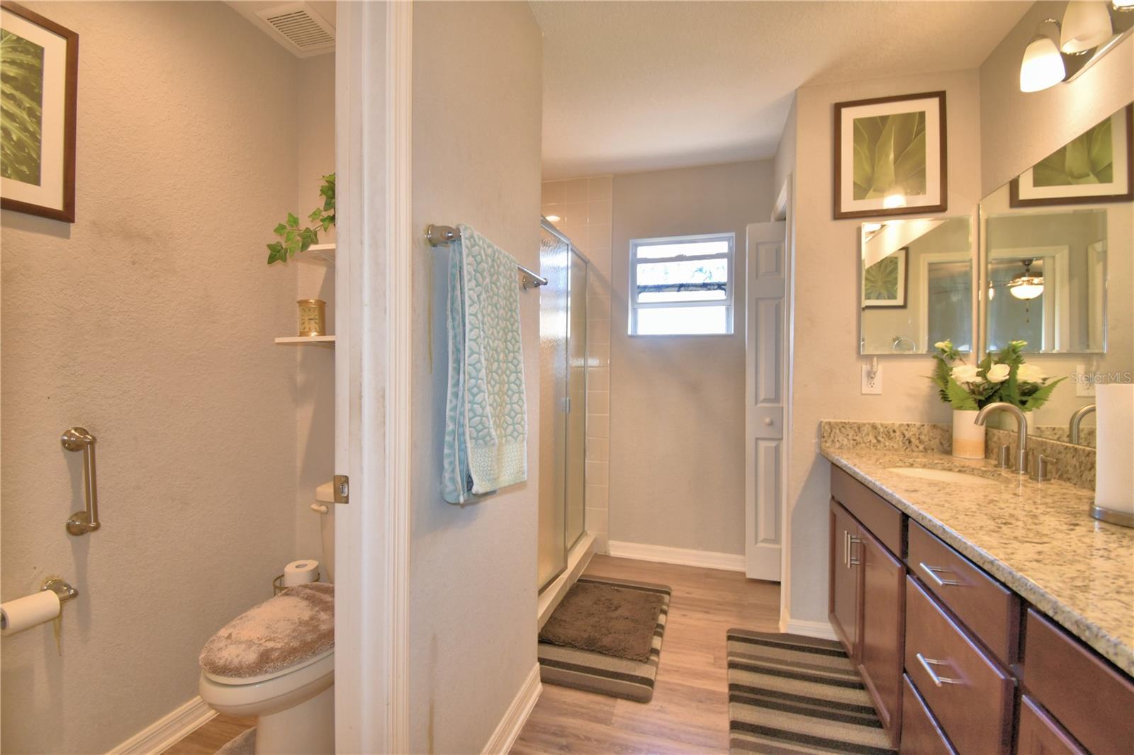 Image 17 of 26 For 710 Persian Drive