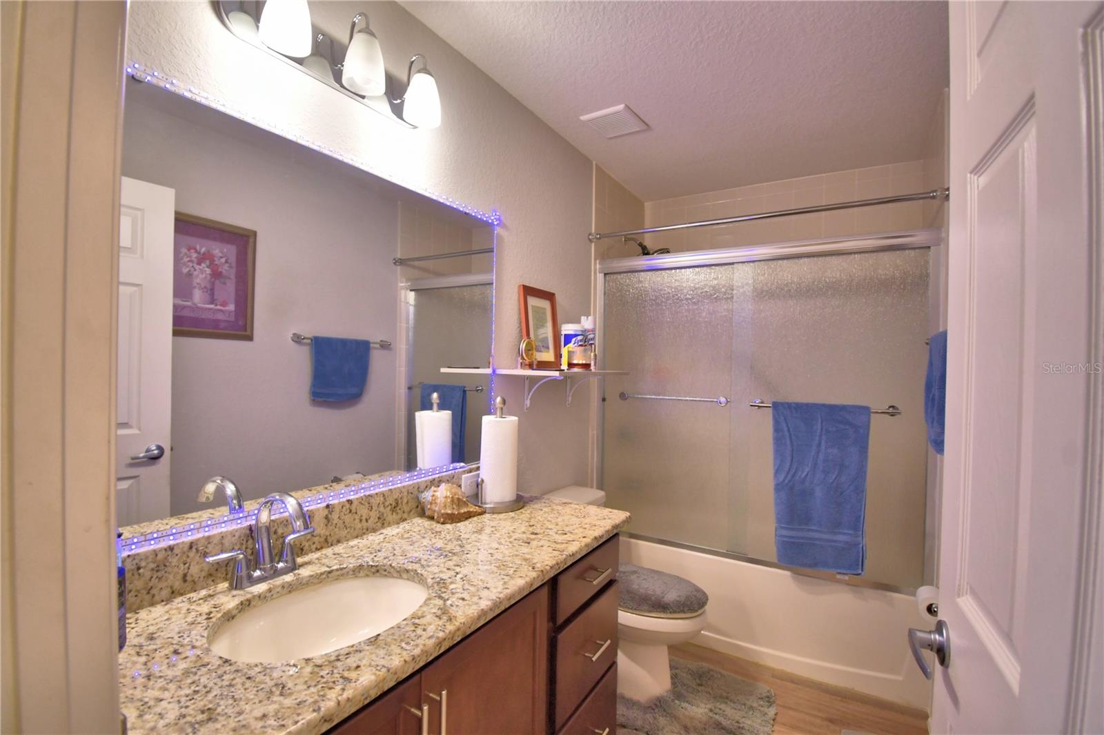 Image 21 of 26 For 710 Persian Drive