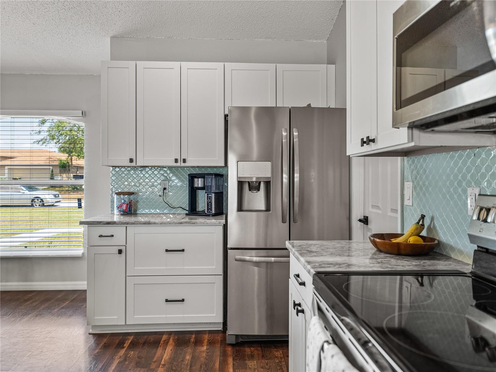 Image 16 of 66 For 541 Hatchwood Drive