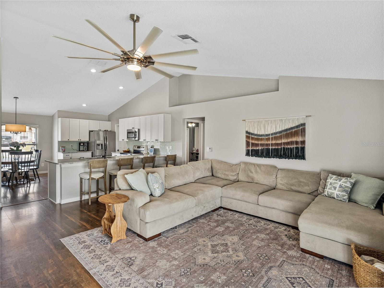 Image 26 of 66 For 541 Hatchwood Drive