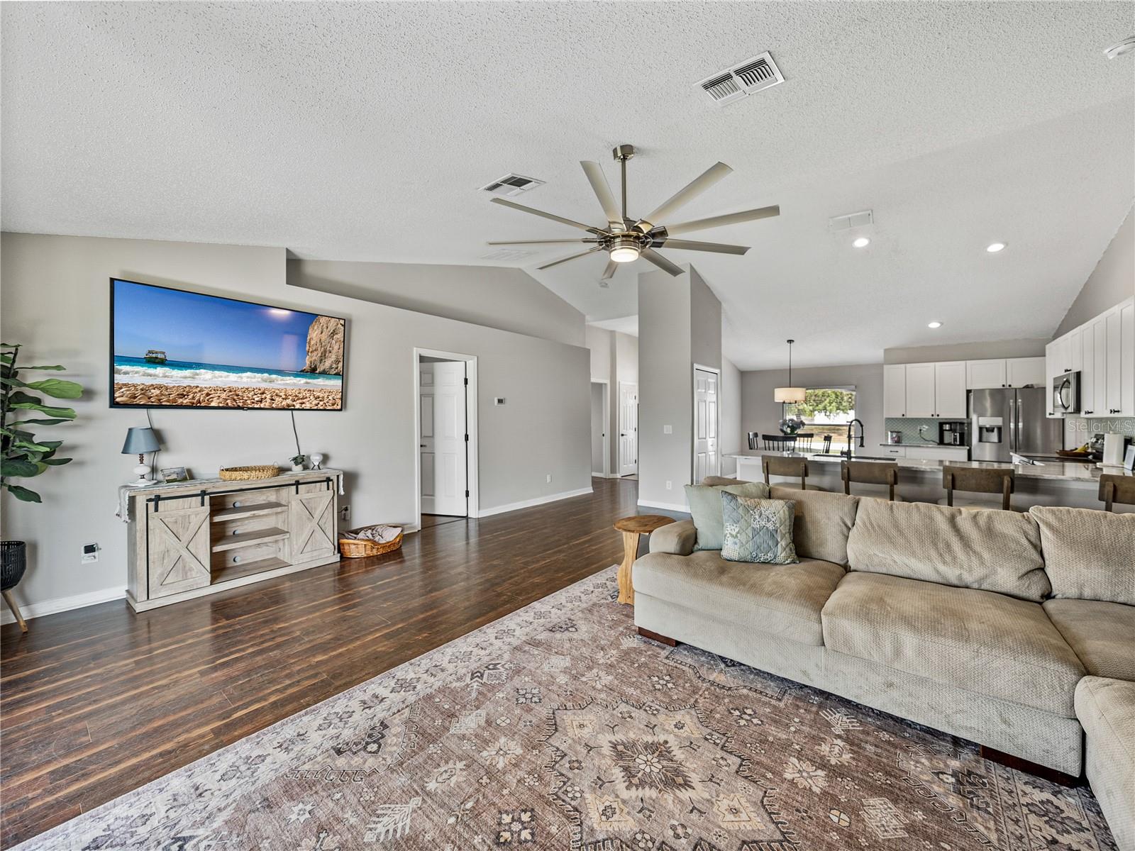 Image 27 of 66 For 541 Hatchwood Drive