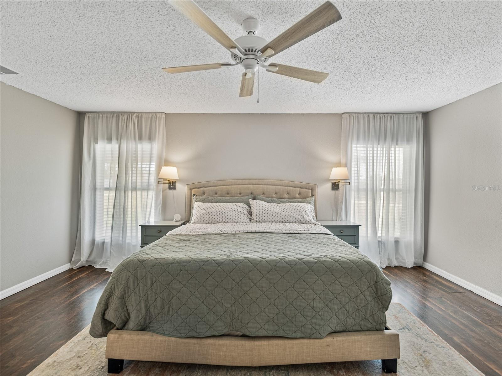 Image 30 of 66 For 541 Hatchwood Drive