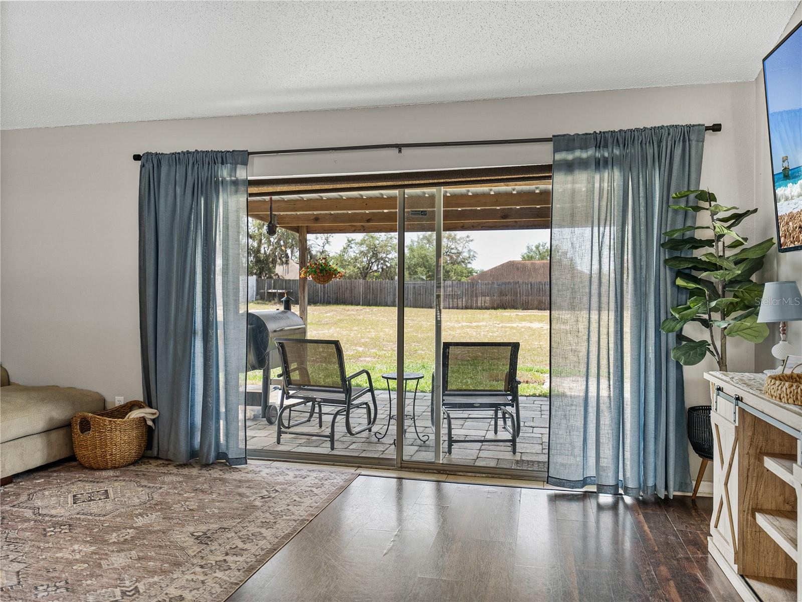 Image 48 of 66 For 541 Hatchwood Drive
