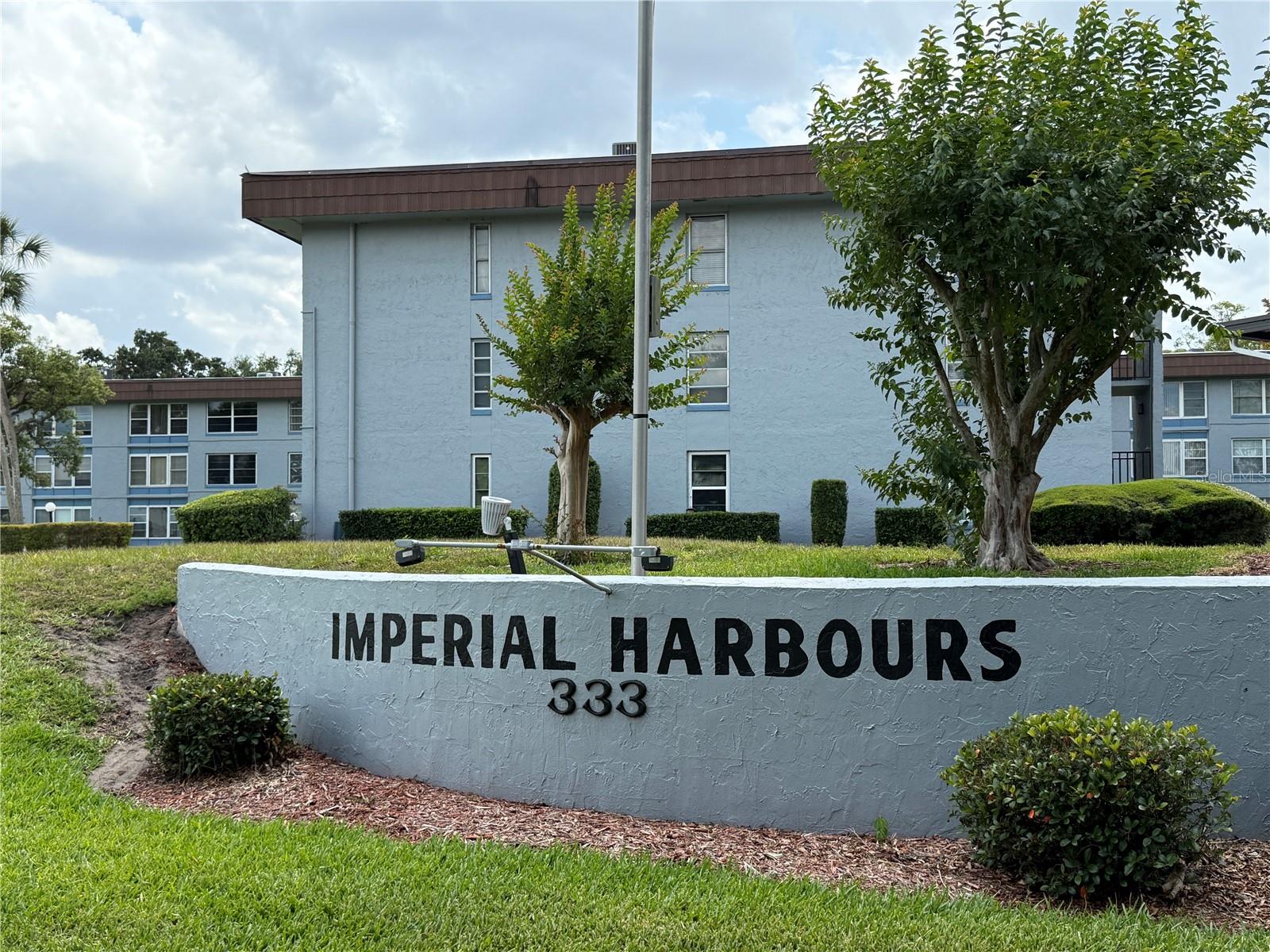 Details for 333 Lake Howard Drive Nw 103c, WINTER HAVEN, FL 33880