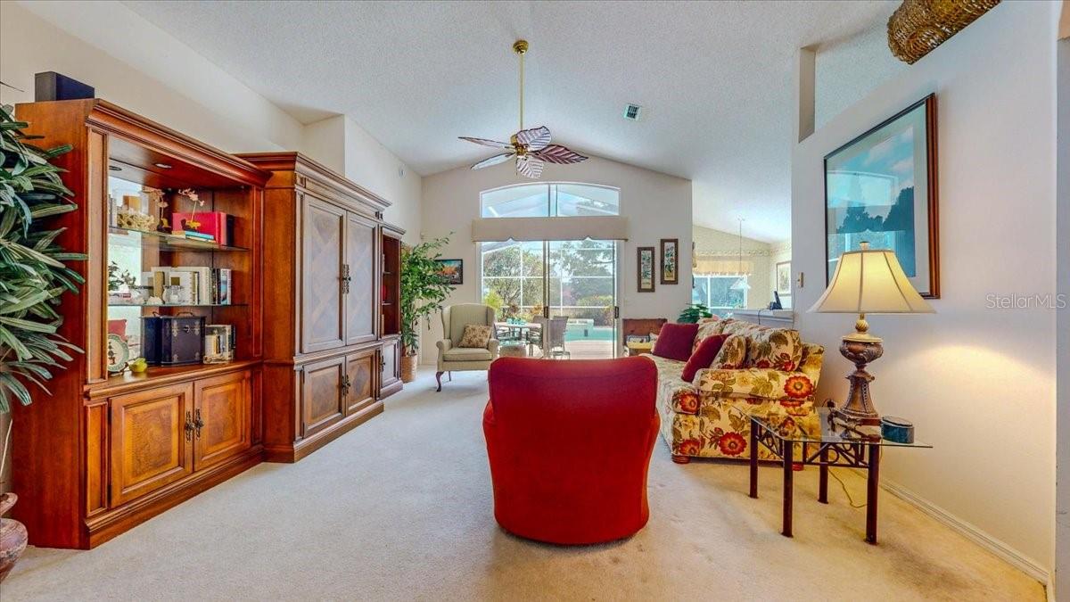 Image 8 of 48 For 1902 Southern Dunes Boulevard