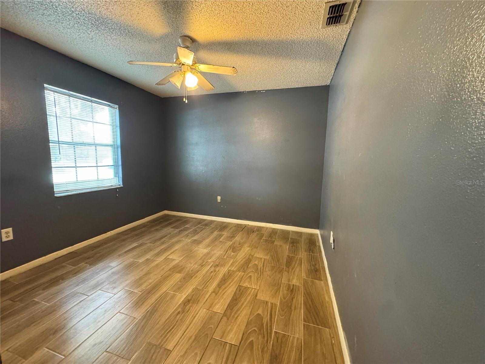 Image 10 of 19 For 4211 Sunny Land Drive
