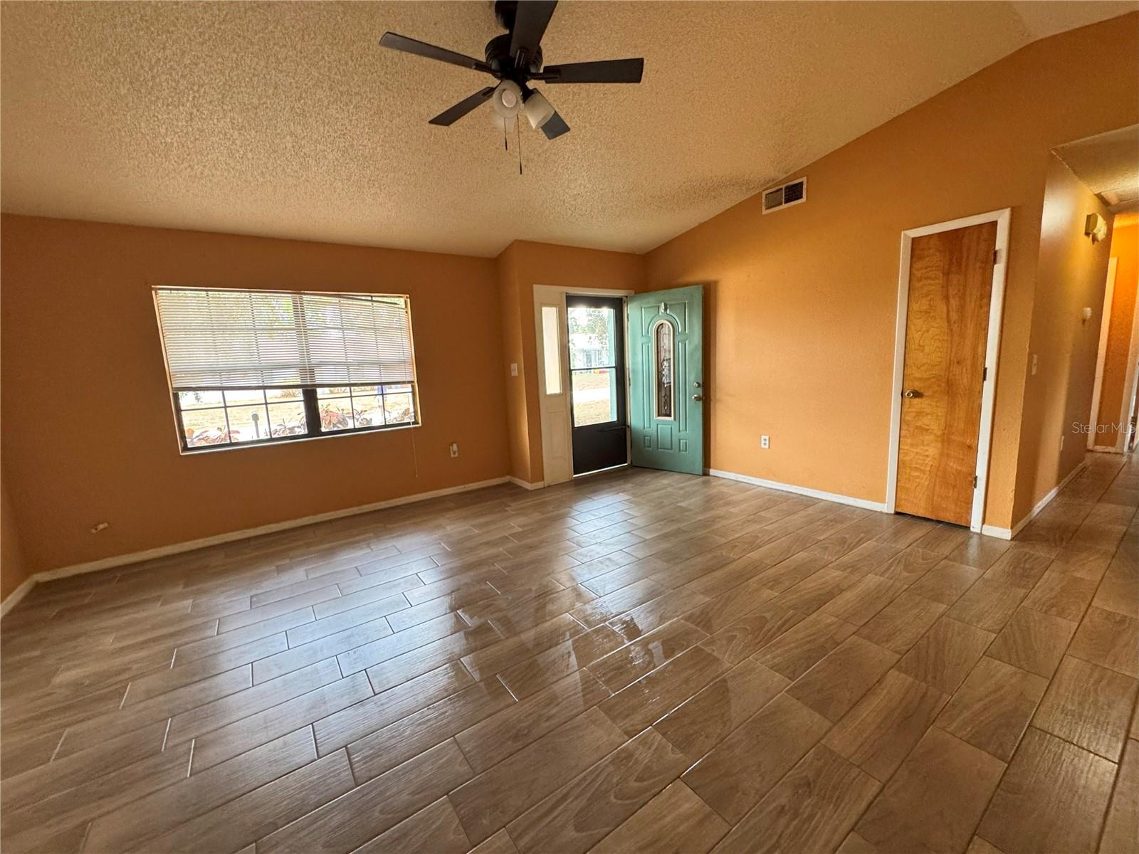 Image 6 of 19 For 4211 Sunny Land Drive