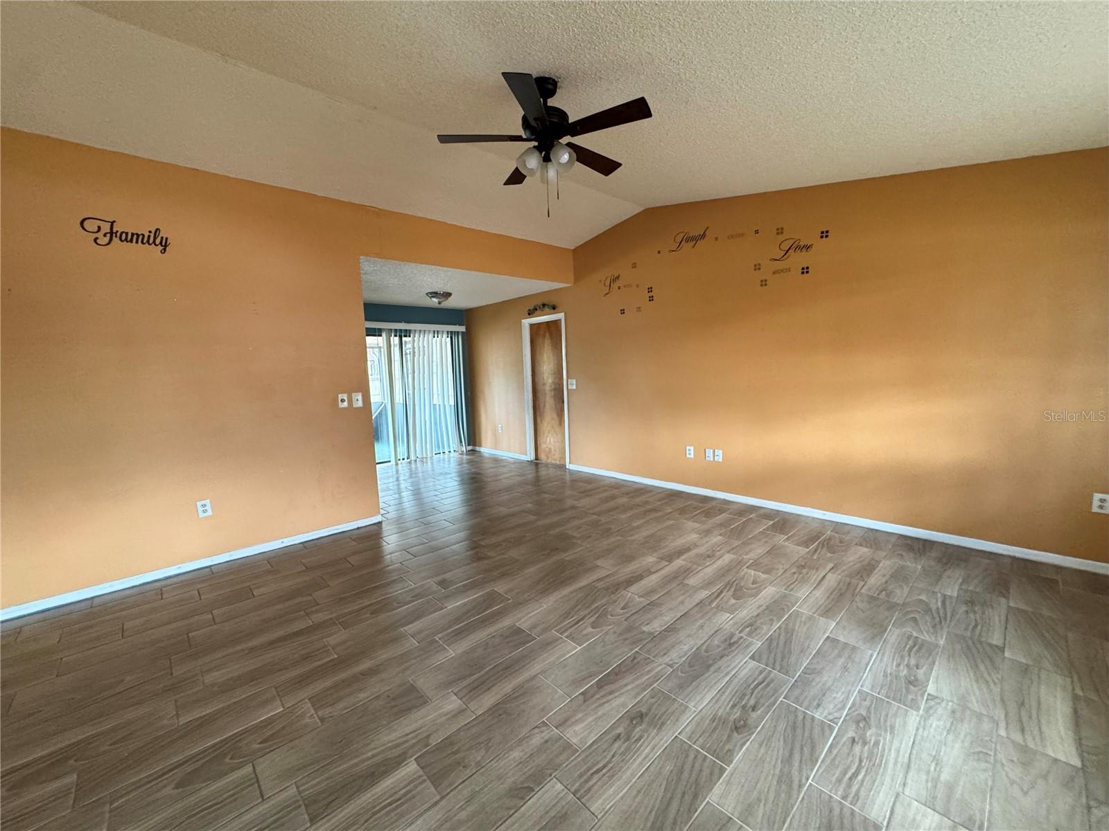 Image 7 of 19 For 4211 Sunny Land Drive