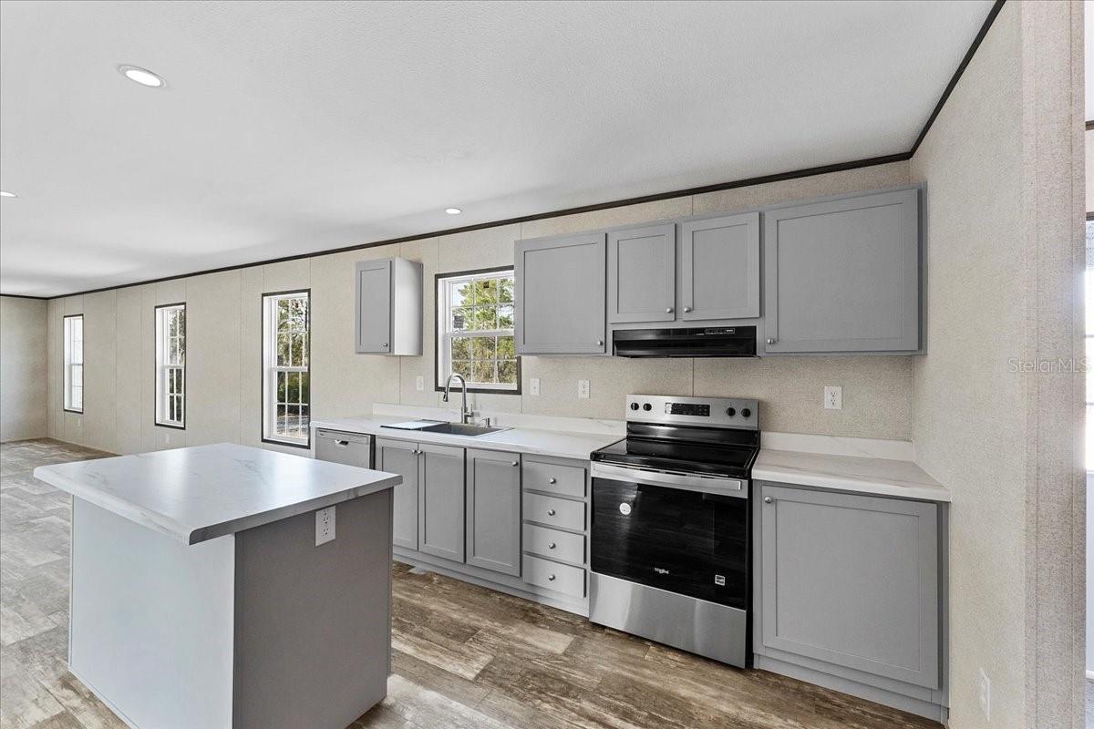 Image 13 of 26 For 1499 32nd Street Nw