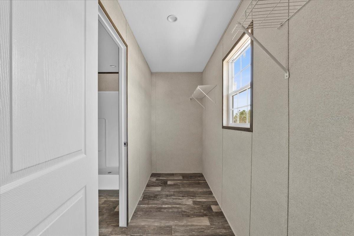 Image 22 of 26 For 1499 32nd Street Nw