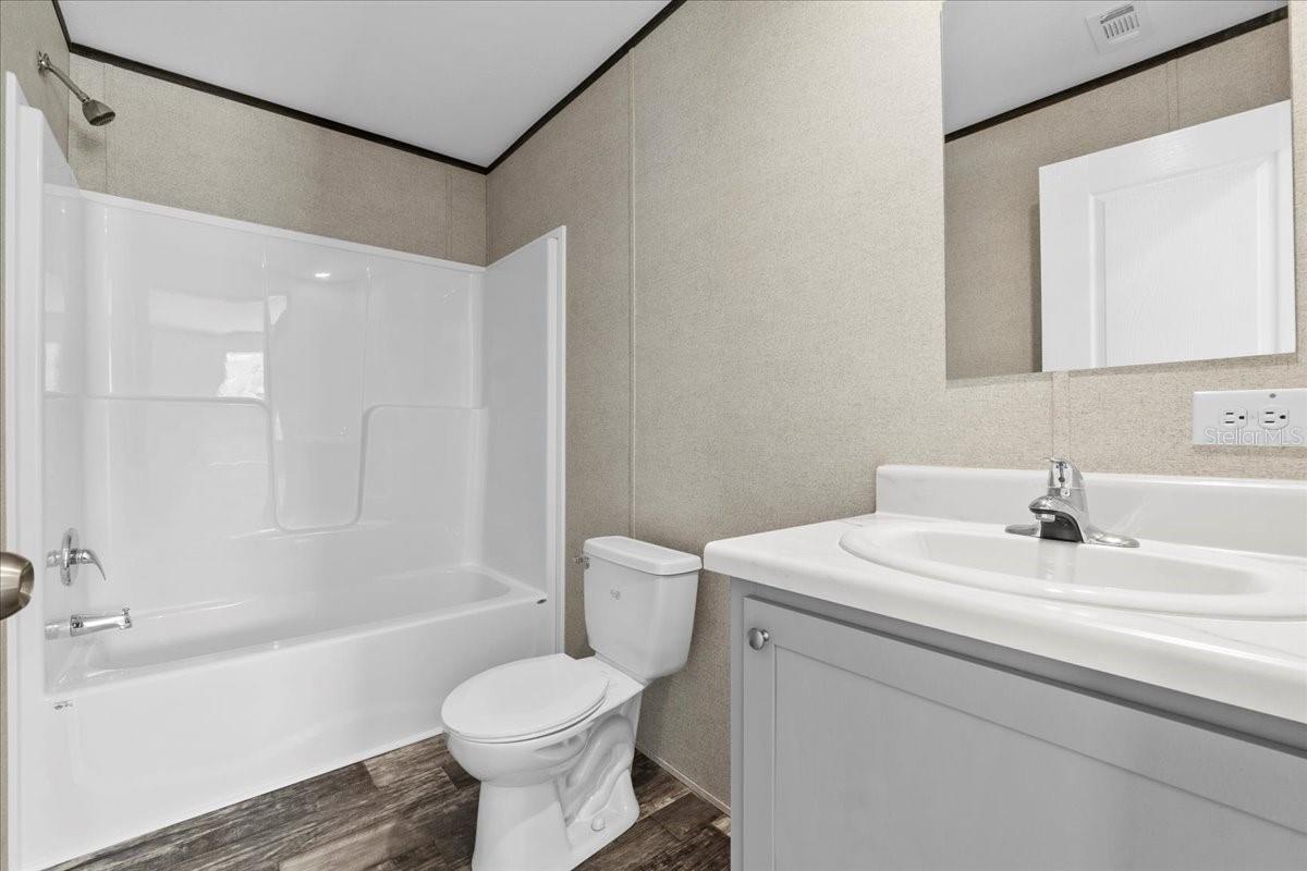 Image 24 of 26 For 1499 32nd Street Nw