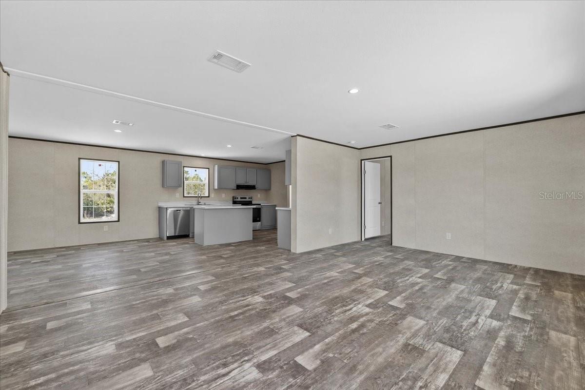 Image 8 of 26 For 1499 32nd Street Nw