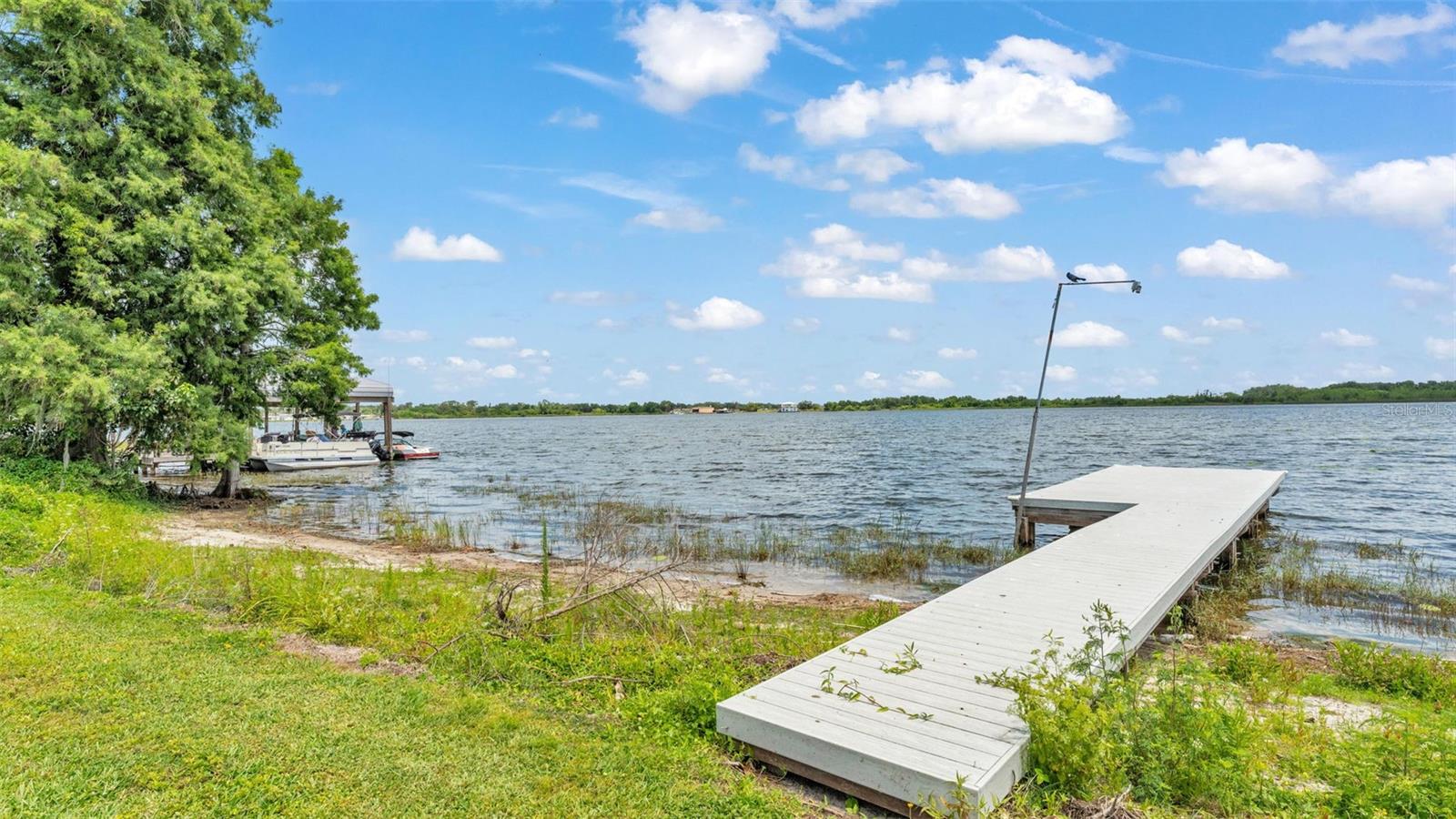 Image 42 of 50 For 900 Lake Jessie Drive