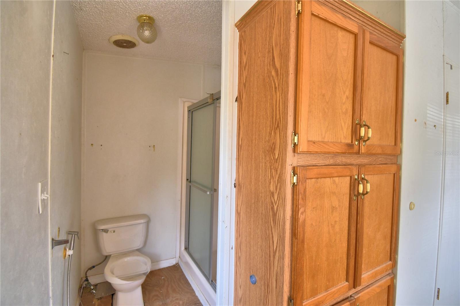 Image 17 of 76 For 1294 1-2 38th Street Nw