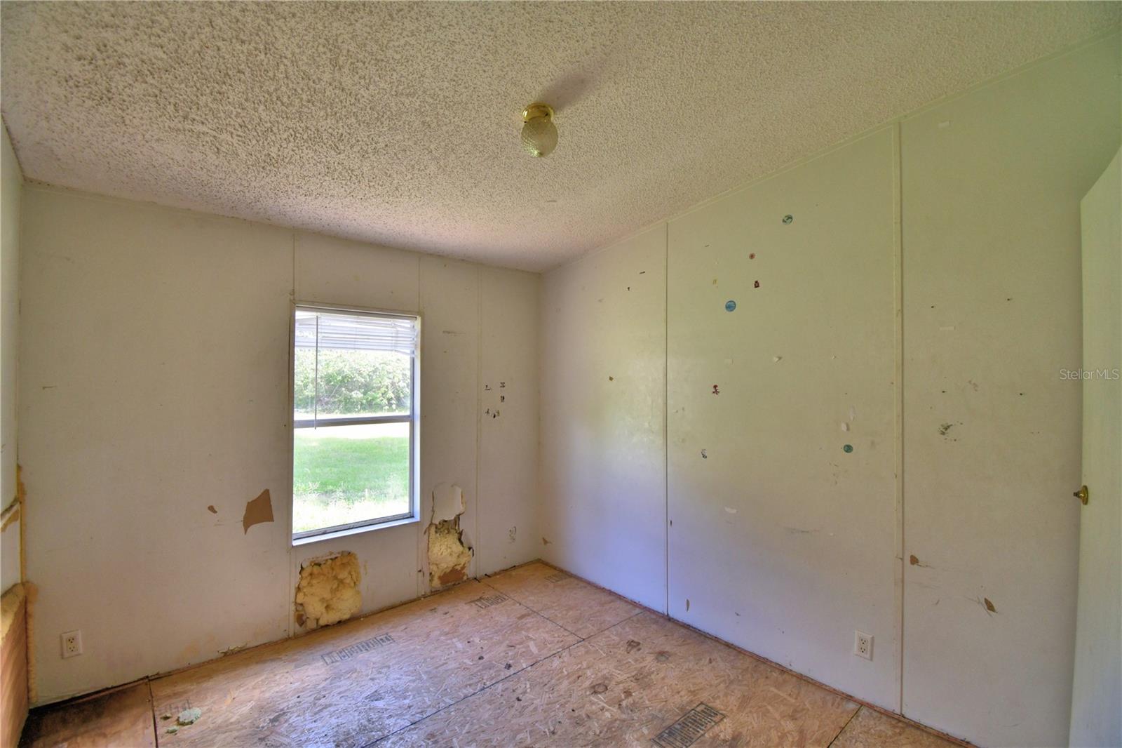 Image 19 of 76 For 1294 1-2 38th Street Nw