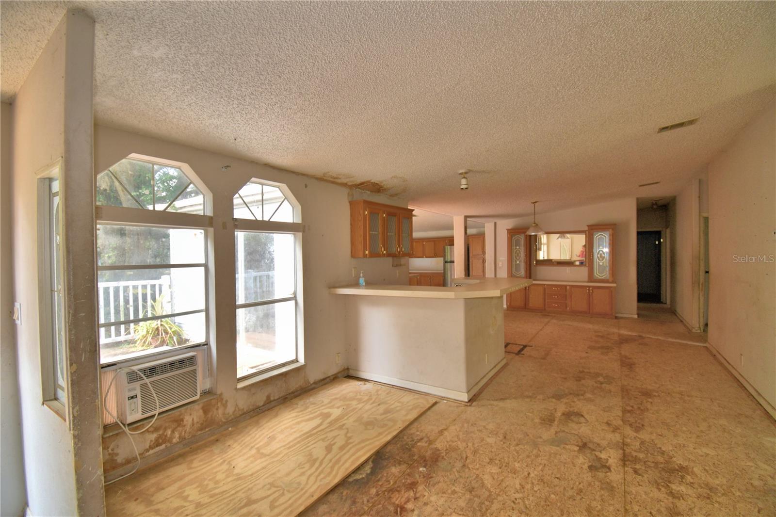 Image 2 of 76 For 1294 1-2 38th Street Nw