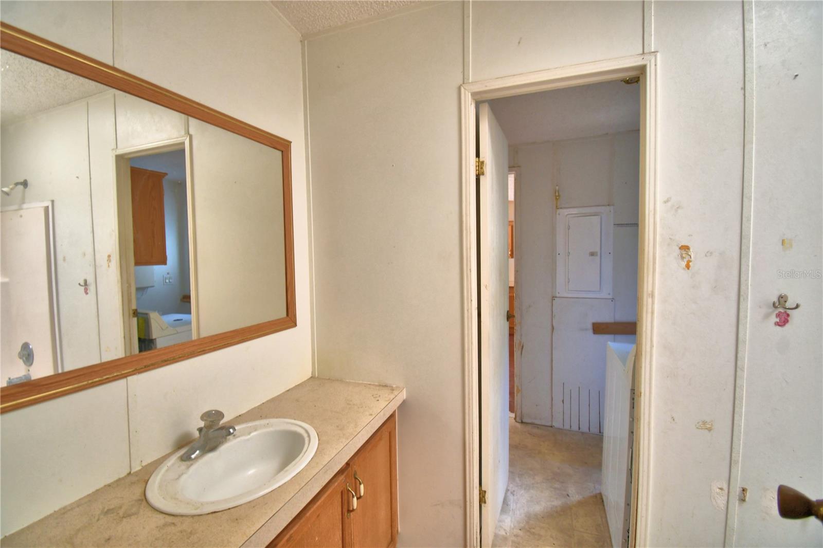 Image 30 of 76 For 1294 1-2 38th Street Nw