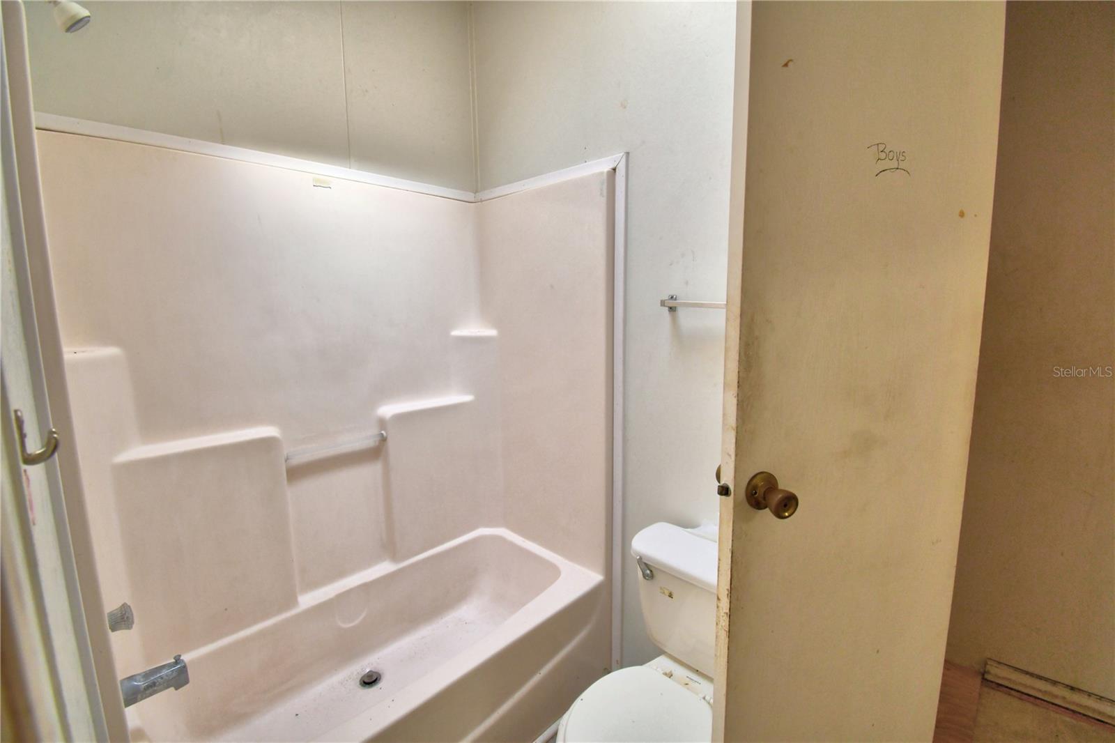 Image 31 of 76 For 1294 1-2 38th Street Nw