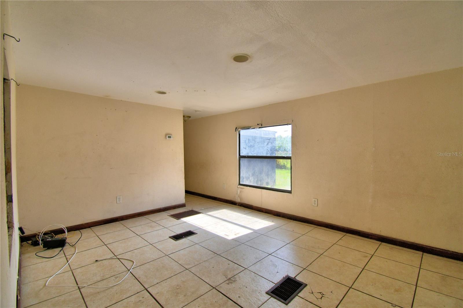 Image 51 of 76 For 1294 1-2 38th Street Nw