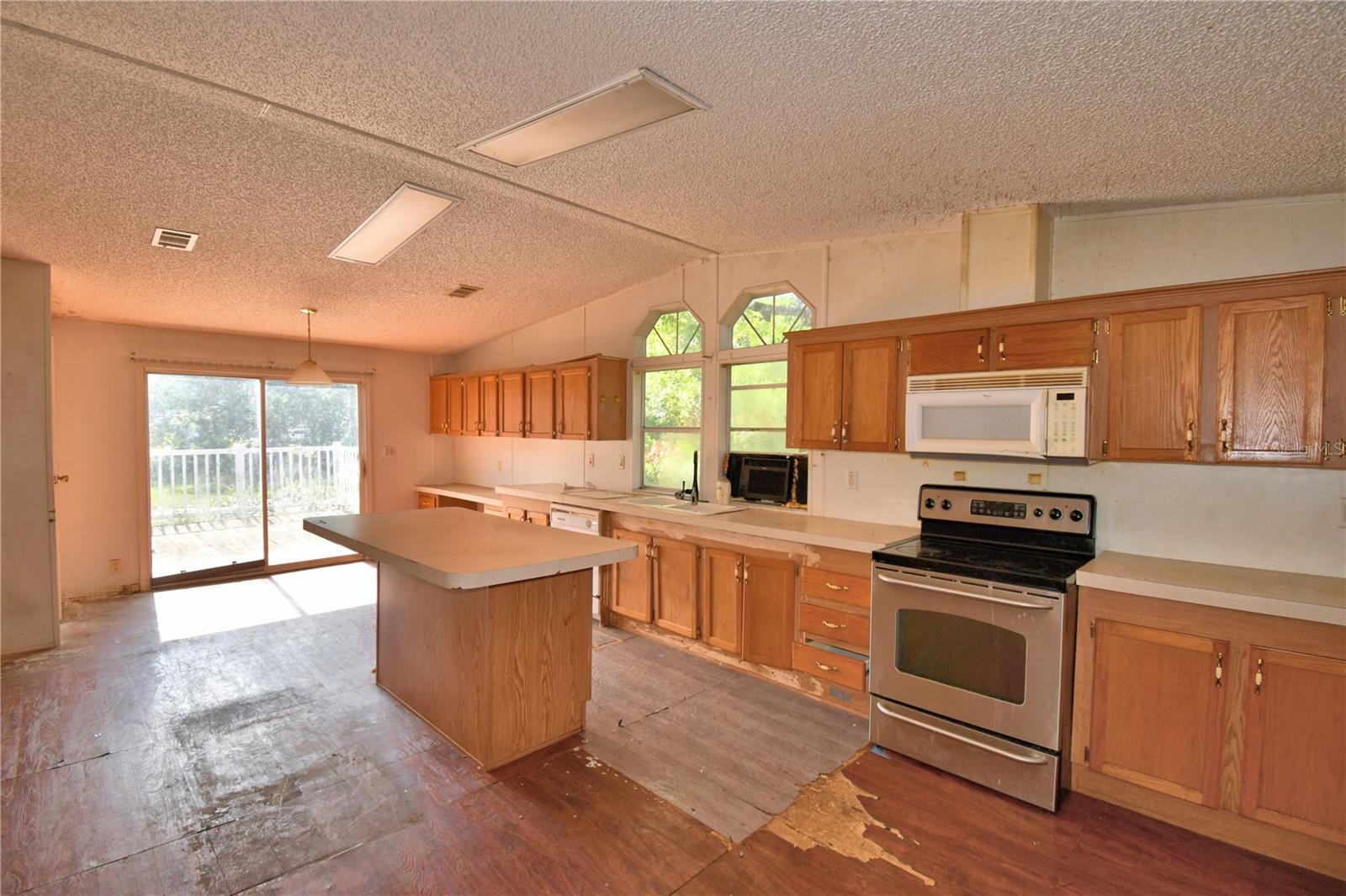 Image 11 of 76 For 1294 1-2 38th Street Nw