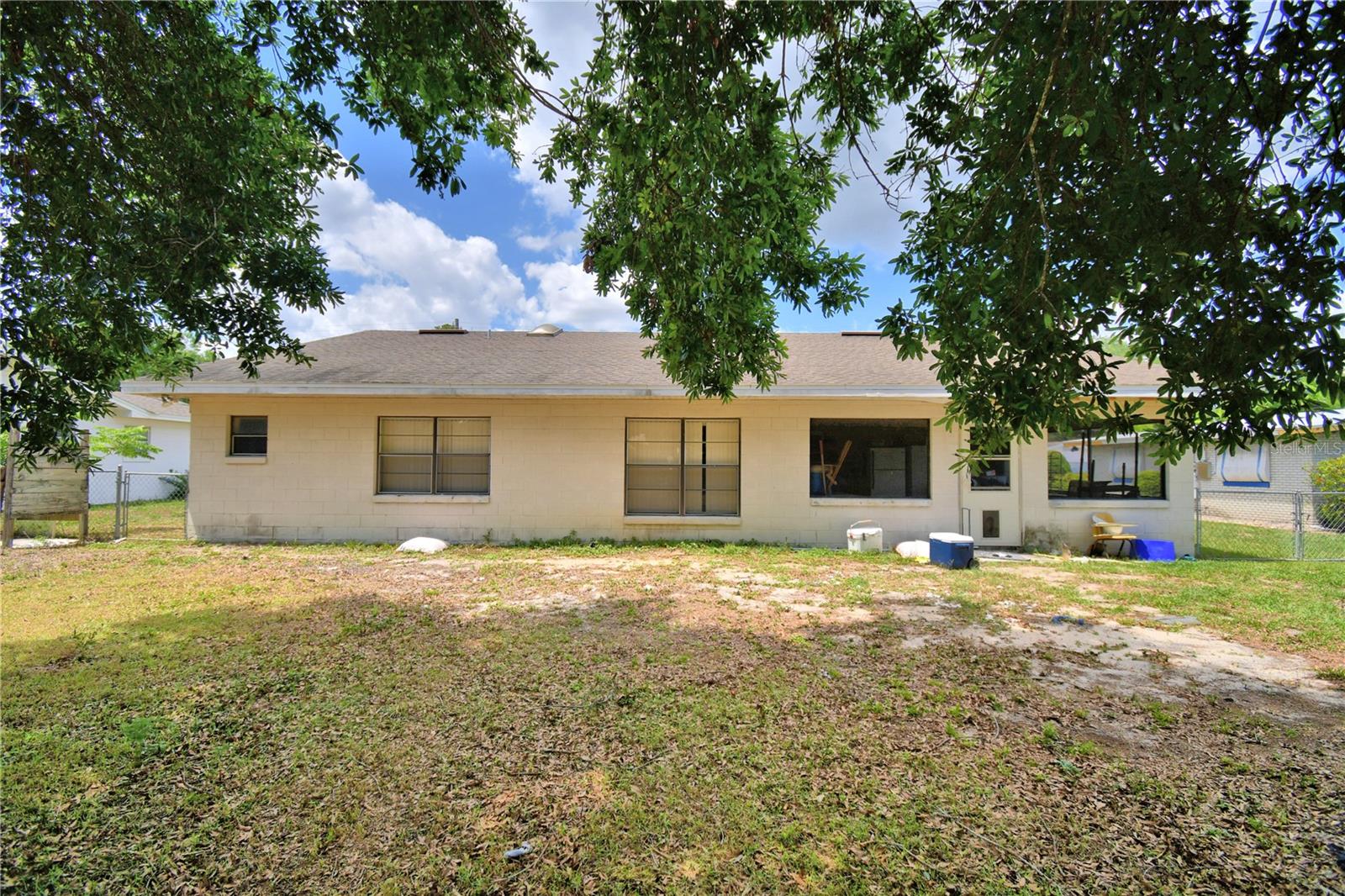 Image 24 of 26 For 780 Oleander Drive Se
