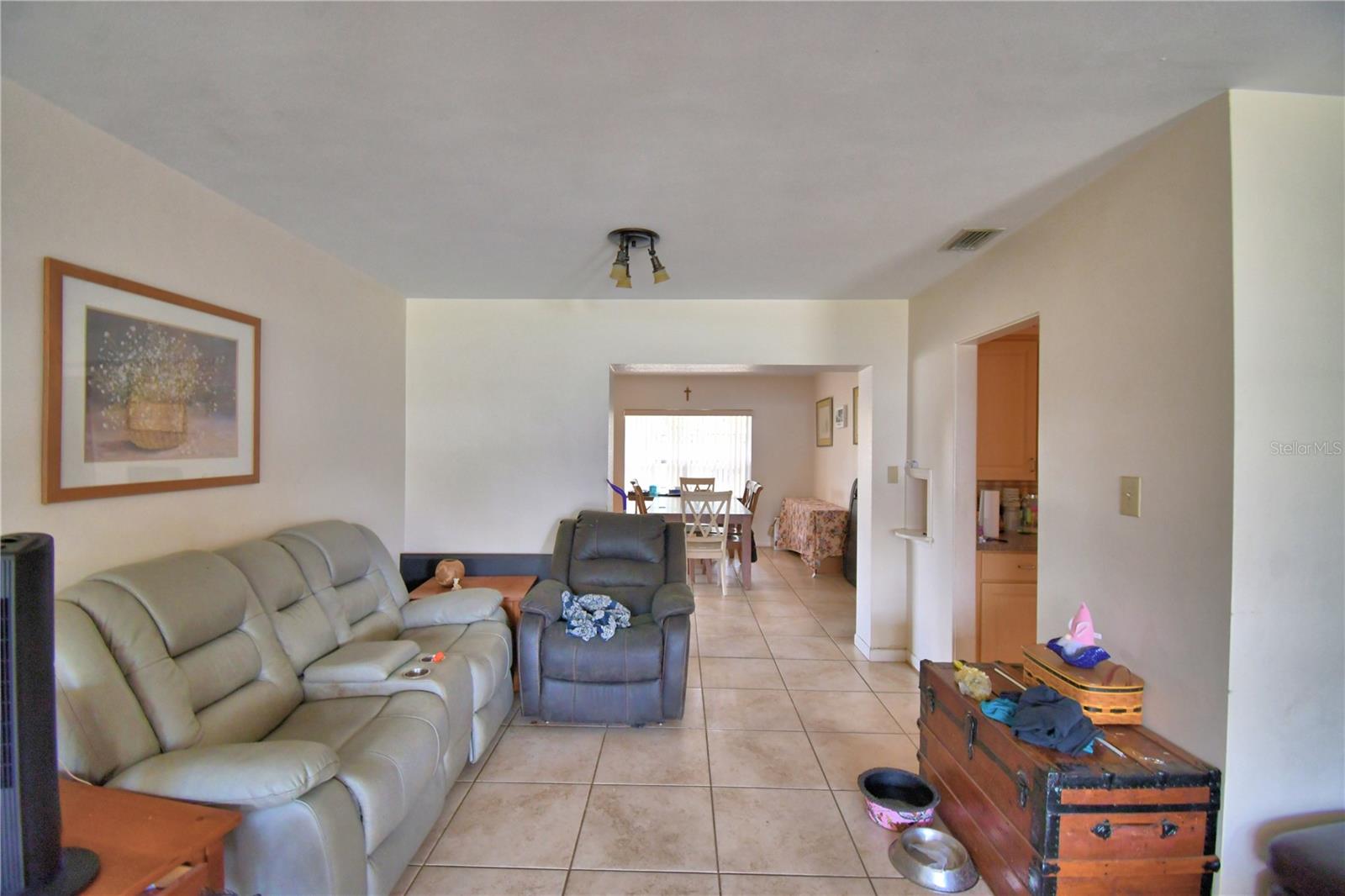 Image 5 of 26 For 780 Oleander Drive Se
