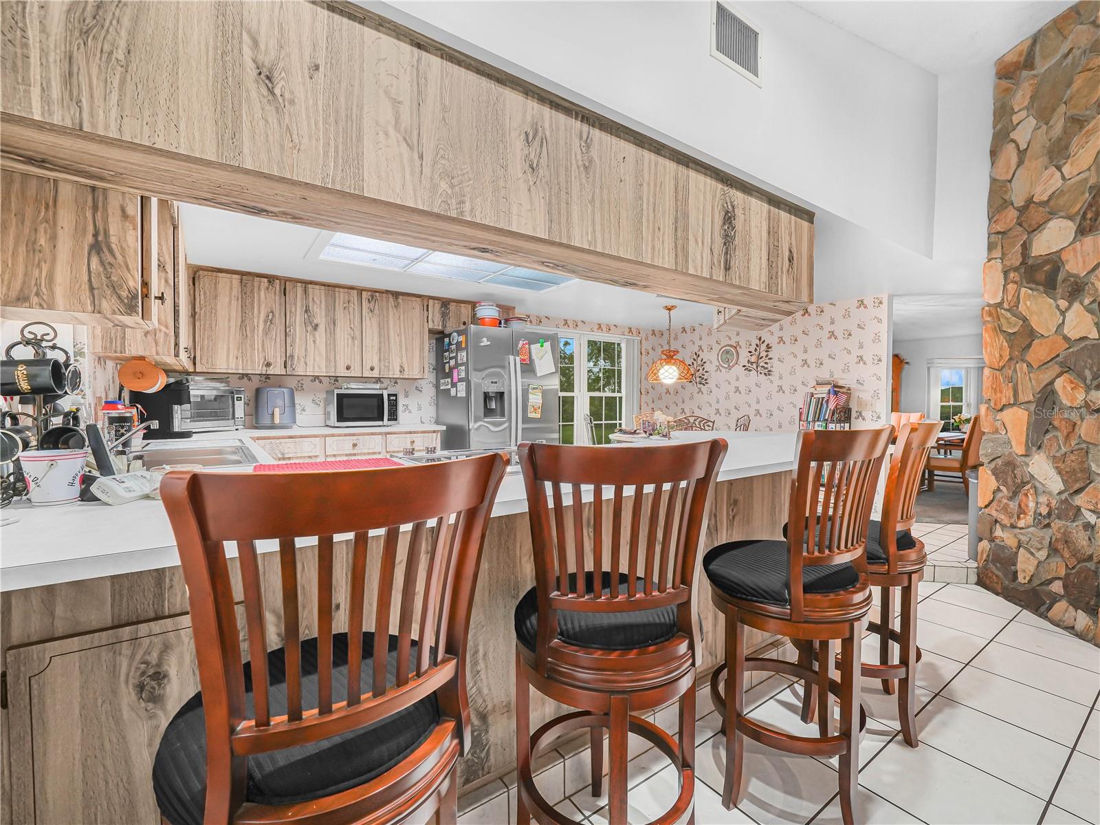 Image 10 of 24 For 409 6th Street