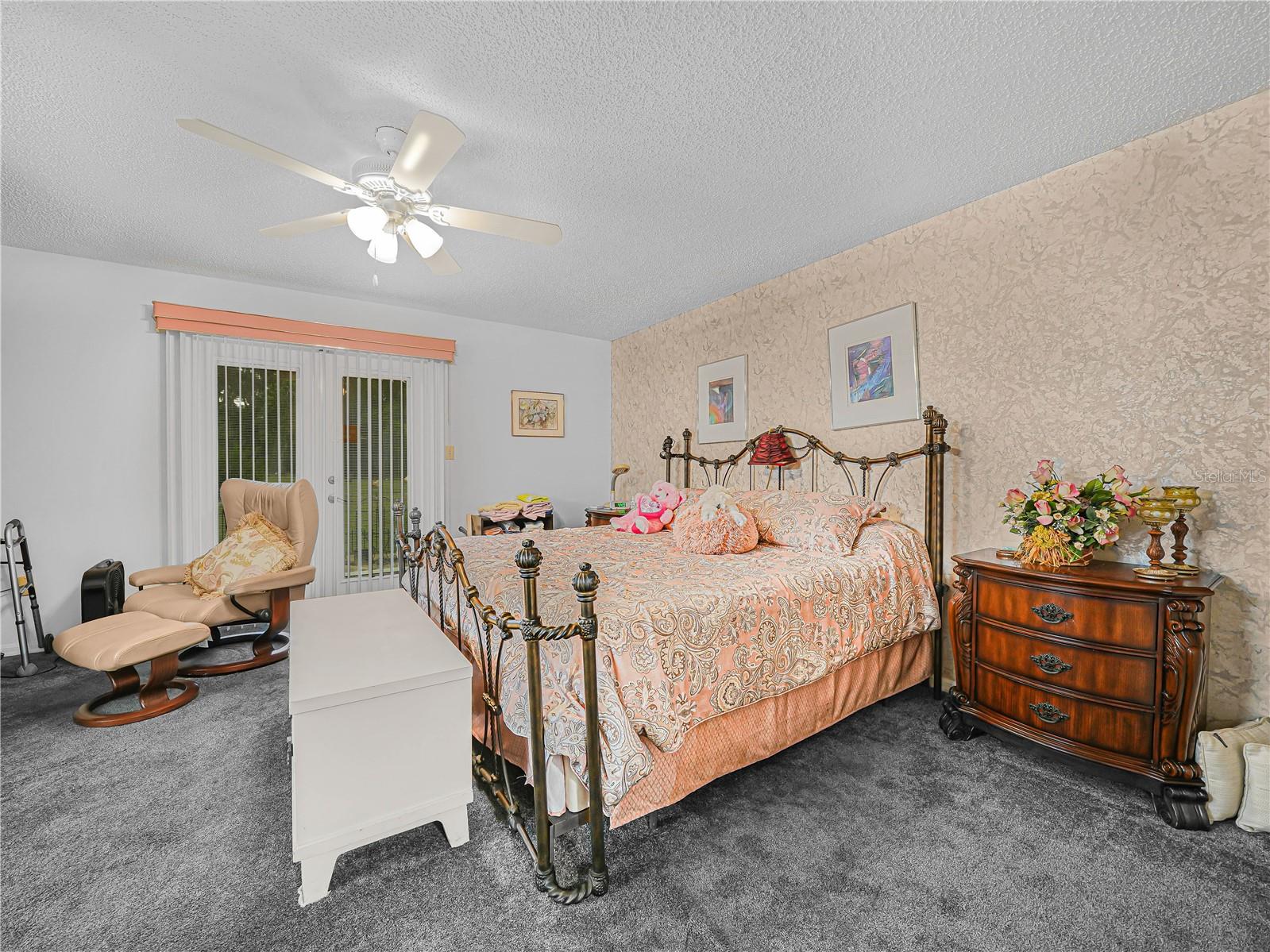 Image 14 of 24 For 409 6th Street