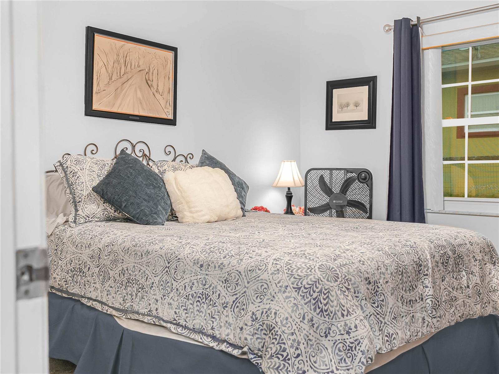 Image 16 of 24 For 409 6th Street