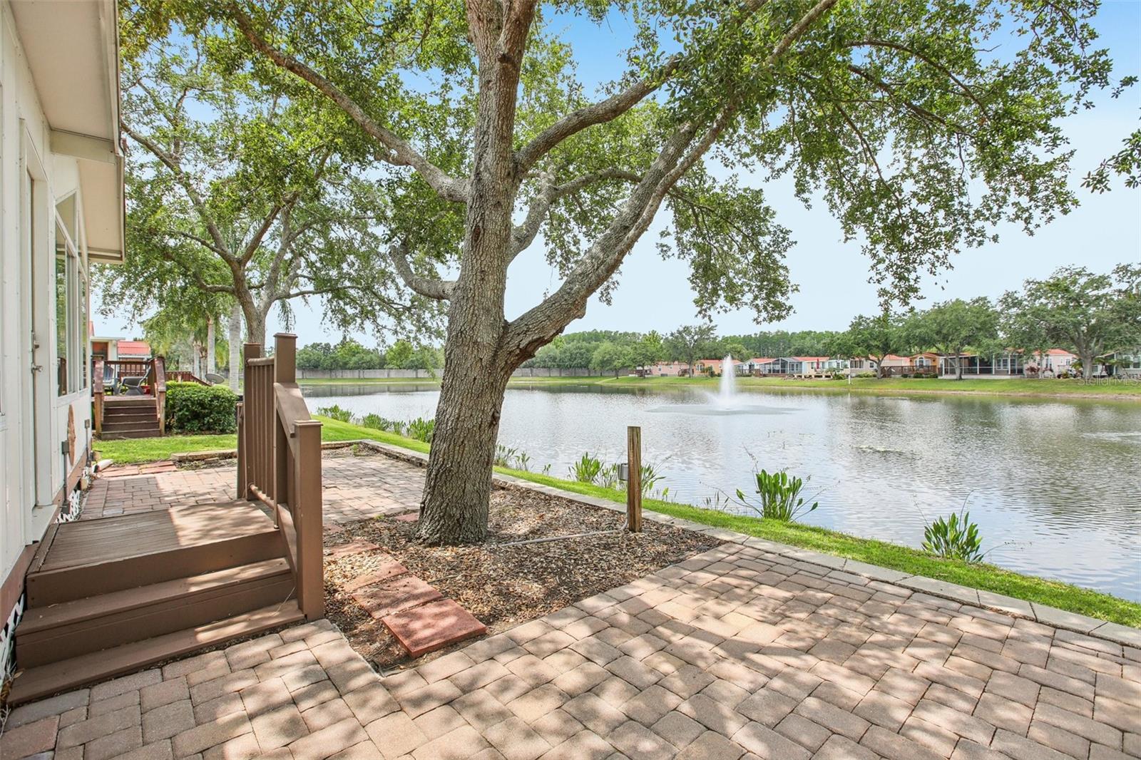 Listing photo id 1 for 6621 La Mesa Road